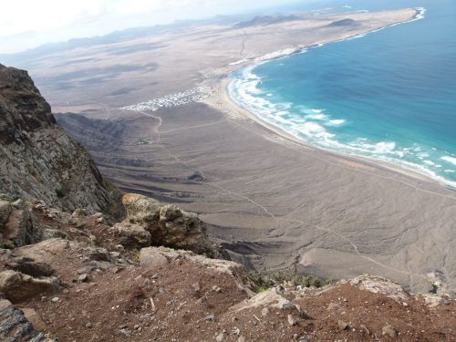 famara wanderurlaub lanzarote lanzatrekk